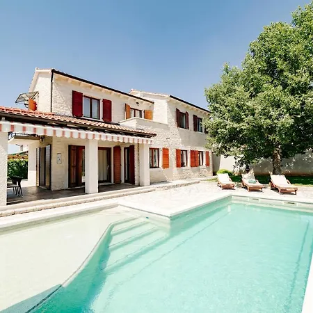 Alma Mit Privatem Saltwater Pool * Višnjan