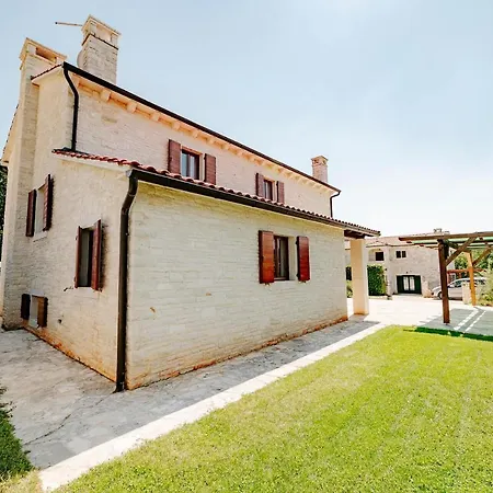 Tatil Evi Alma Višnjan