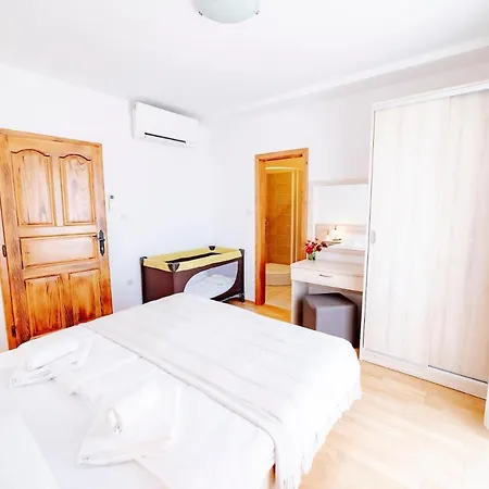 Alma Mit Privatem Saltwater Pool Tatil Evi *