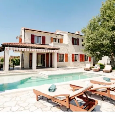 Alma Mit Privatem Saltwater Pool * Višnjan