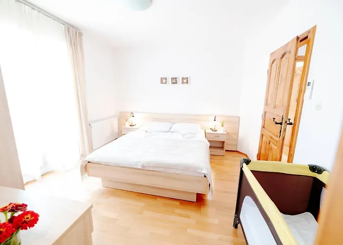 Alma Mit Privatem Saltwater Pool Višnjan